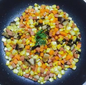 香菇玉米炒胡蘿蔔 香菇玉米炒胡蘿蔔