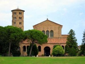 拉韋納的早期基督教建築