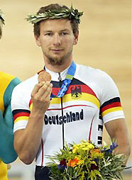 雷尼·烏爾夫 雷尼·烏爾夫