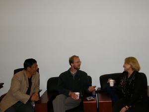 民族語文研究院東亞部研究員康藹德和包勒特&middot;菏波博士到永德考察佤語和布朗語