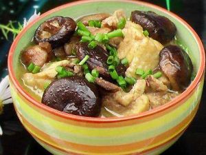 香菇燉黃雀 香菇燉黃雀