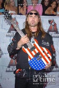 安德魯·布萊尼亞斯基 安德魯·布萊尼亞斯基