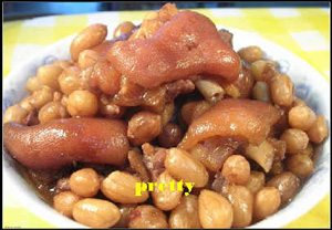 花生燜豬手 花生燜豬手