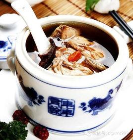 靈芝板栗蓮子雞湯 靈芝板栗蓮子雞湯