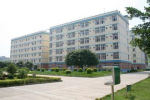 聖湖中學 聖湖中學