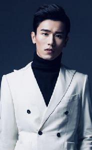 上白[青年男演員]