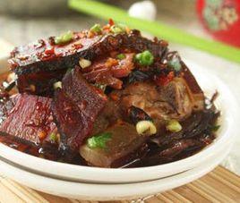 臘肉蒸雞 臘肉蒸雞