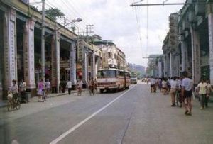 金陵東路街道 金陵東路街道