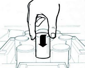 小心將Somnacin藥劑瓶按入支架，藥瓶到位後會發出輕響，同時LED監視屏將自動顯示”