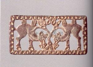 青銅鏤空雙駝飾牌 青銅鏤空雙駝飾牌