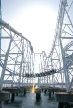 “波浪雲霄飛車”