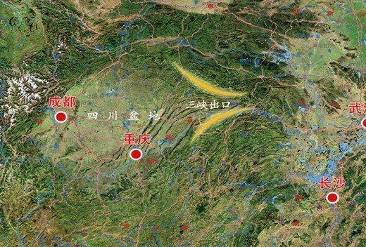 四川地形圖，出三峽後便可順流直下江東