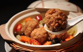 砂鍋獅子頭 砂鍋獅子頭