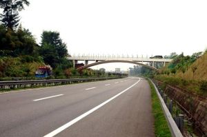 梁長高速公路 梁長高速公路