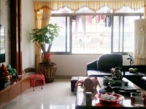 鵬城花園小區客廳圖