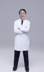 張忠強[整形醫生]