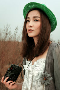 周弘[網路美女]