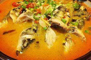 中式酸辣魚湯 中式酸辣魚湯