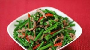 韭菜肉絲 韭菜肉絲