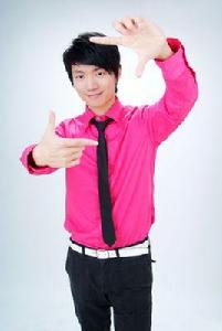 江楠[湖北交通廣播電台主持人]