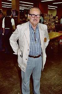 伯恩·霍加斯 伯恩·霍加斯