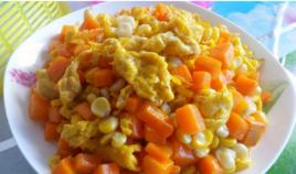 胡蘿蔔玉米炒雞蛋 胡蘿蔔玉米炒雞蛋