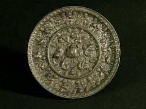 唐海馬葡萄紋銅鏡 唐海馬葡萄紋銅鏡