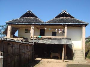 南模下寨村 南模下寨村