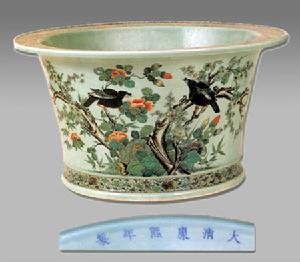 清康熙五彩花鳥紋花盆 清康熙五彩花鳥紋花盆