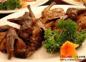 白蘭嵌乳鴿 白蘭嵌乳鴿