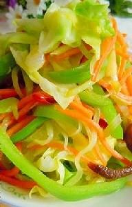 五彩香辣包菜 五彩香辣包菜