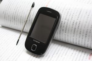 酷派 S100 的外觀