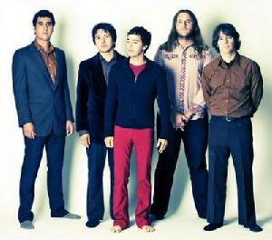 Lake And Ocean[The Coral Sea演唱歌曲]