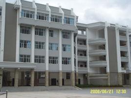 臨滄民中 臨滄民中