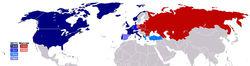 冷戰時期的北約（藍）和華約（紅）兩大陣營