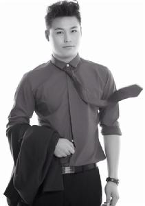 新秀主持人：王一民