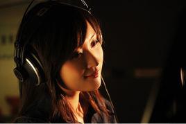 誰的眼淚在飛[龔玥演唱歌曲]