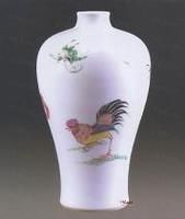 清雍正景德鎮窯粉彩雙雞紋圖梅瓶 清雍正景德鎮窯粉彩雙雞紋圖梅瓶