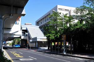 湖工公車站牌(捷運站口)