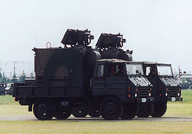 自衛隊受限於規模所以許多車輛都有多用途，圖為卡車改成雷達車
