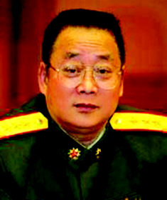 中國人民解放軍總後勤部部長廖錫龍上將