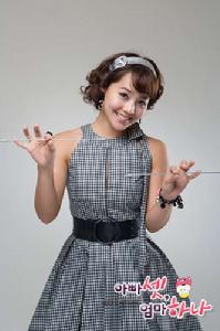 《三個爸爸一個媽媽》