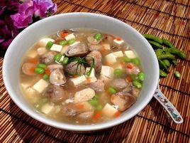 雞腿豆腐 雞腿豆腐