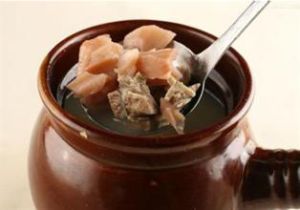 蓮藕生地湯 蓮藕生地湯