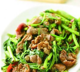 沙茶羊肉炒通菜 沙茶羊肉炒通菜