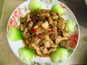 洋蔥香菇燜肉 洋蔥香菇燜肉