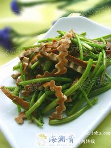 莒蒿苔炒茶乾 莒蒿苔炒茶乾