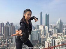 許齡月飾演的BLUE