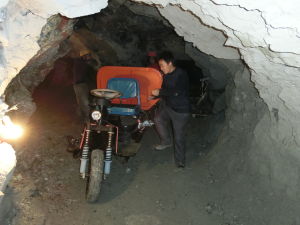 礦用電動三輪車