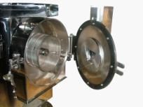 扣壓式高速粉碎機 扣壓式高速粉碎機